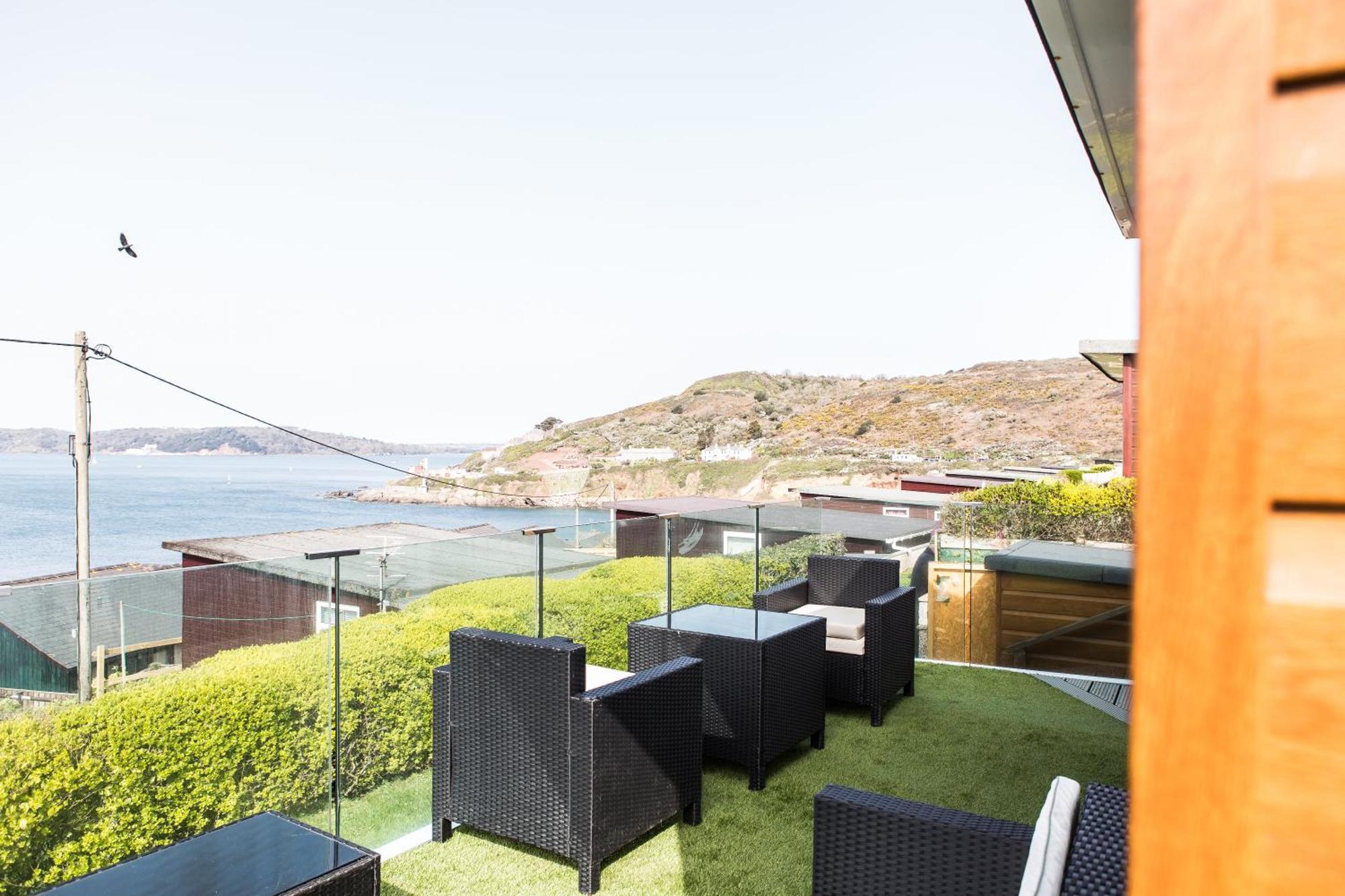 2 Bedroom Chalet With Sea Views بلايموث المظهر الخارجي الصورة